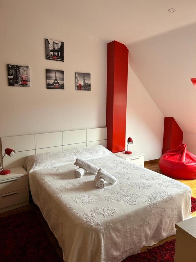 Acogedor Apartamento Atico En El Centro De O Porriño Extérieur photo